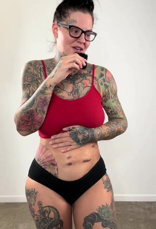 6. Sultry Heidi Lavon in Black Panties