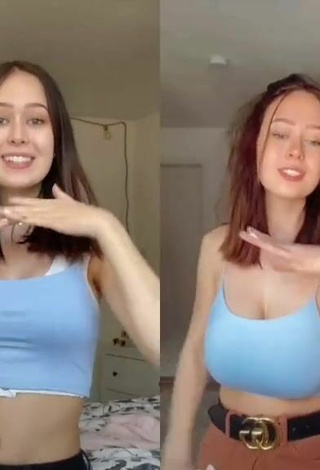 3. Hot Laura Sophie Shows Cleavage in Blue Crop Top