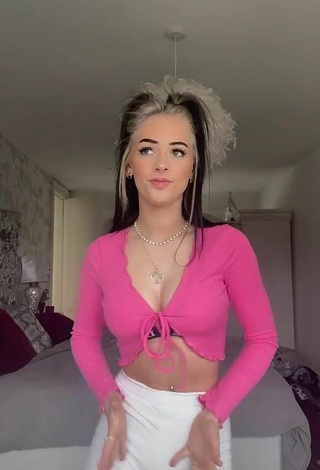 5. Sweet Lauren Kearns in Cute Pink Crop Top