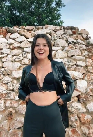 Sultry Mélanie Vicente in Black Bra