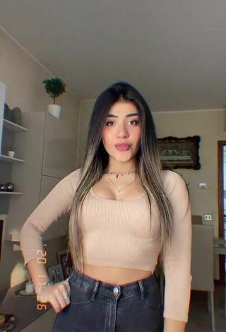 2. Titillating Melissa Tejada in Beige Crop Top