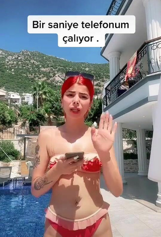 2. Sweetie Merve Yalçın in Bikini at the Pool