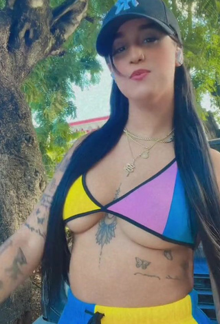 2. Cute Jenny Camacho Shows Cleavage in Bikini Top (Underboob)