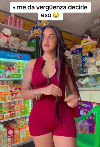 5. Beautiful Jenny Camacho Shows Cleavage in Sexy Red Overall