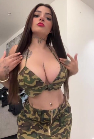 5. Sweet Karely Ruiz Shows Cleavage in Cute Camouflage Crop Top (Side Boob)