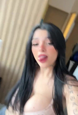 5. Cute Karely Ruiz Shows Cleavage in Bra and Bouncing Boobs (Side Boob)