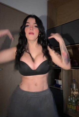 6. Titillating Karely Ruiz Shows Cleavage in Black Bra while Twerking and Bouncing Boobs (Side Boob)