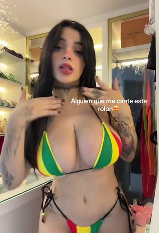 4. Luscious Karely Ruiz Shows Cleavage in Bikini and Bouncing Boobs (Underboob, Side Boob)