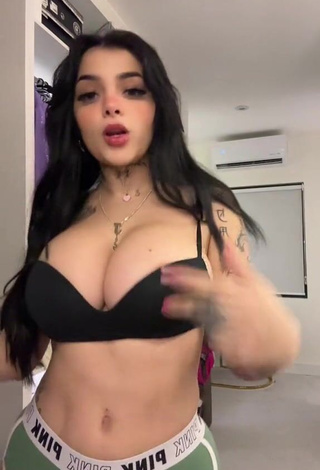 6. Luscious Karely Ruiz Shows Cleavage in Black Bra (Side Boob)