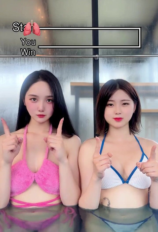 Sweetie Yu Baek-hap Shows Cleavage in Pink Bikini Top at the Pool