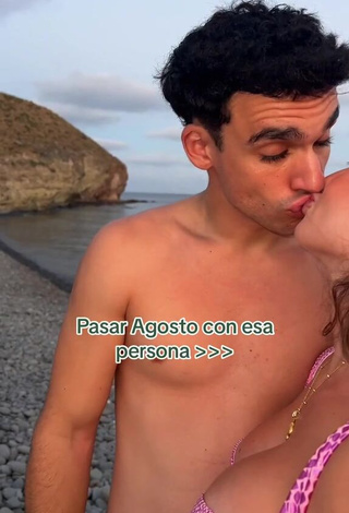 5. Cute Lola Moreno Marco Shows Cleavage in Pink Bikini Top at the Beach