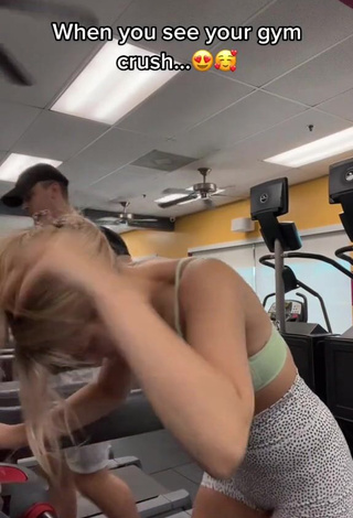 3. Sultry Mariah and Bill Shows Cleavage in Sport Bra in the Sports Club while doing Sports Exercises