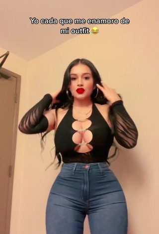 Sexy Marlene Santana Shows Cleavage in Black Top (Side Boob)