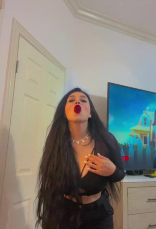 6. Really Cute Marlene Santana Shows Cleavage in Black Crop Top (Side Boob)