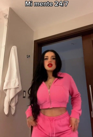 2. Beautiful Marlene Santana Shows Cleavage in Sexy Peach Crop Top