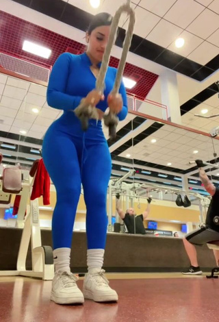 2. Titillating Marlene Santana in Blue Leggings in the Sports Club while doing Sports Exercises