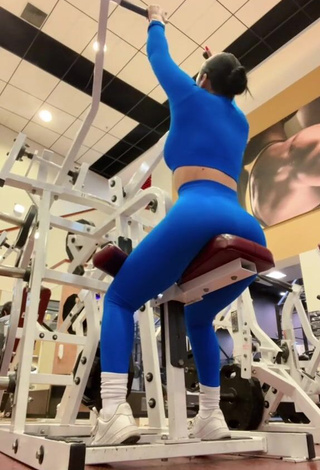 6. Titillating Marlene Santana in Blue Leggings in the Sports Club while doing Sports Exercises