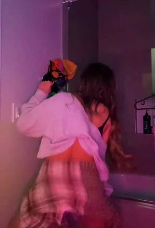 4. Sexy McKenzi Brooke in Crop Top while Twerking