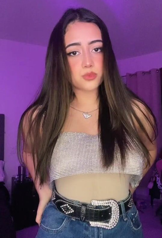 Sexy melipandda Braless