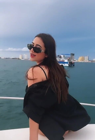 3. Sultry melipandda Shows Butt on a Boat