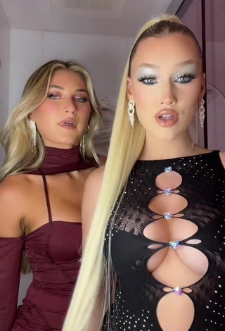 Meredith Duxbury Demonstrates Sexy Cleavage (Side Boob)