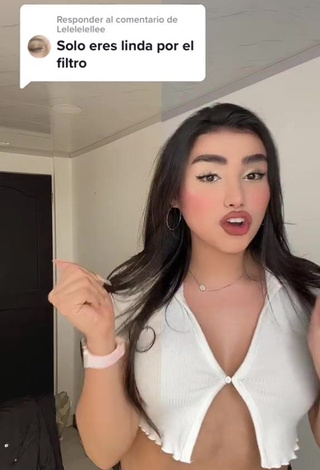 4. Magnetic Mirandah Shows Cleavage in Appealing White Crop Top (Side Boob)