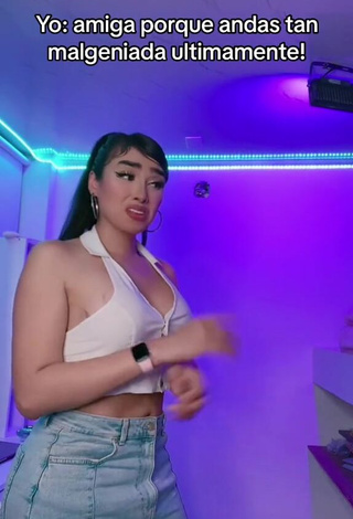 Alluring Mirandah Shows Cleavage in Erotic White Crop Top