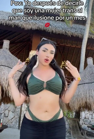 Sexy Mirandah Shows Cleavage in Green Bikini Top while Twerking