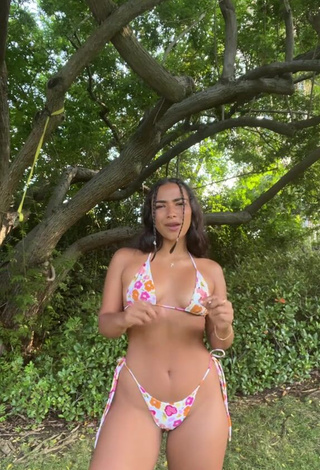 Sienna Mae Gomez Shows Nice Bikini and Cleavage (Side Boob)