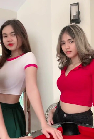 Breathtaking Angguncantik Shows Cleavage in Crop Top