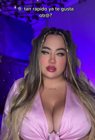 Magnetic Maleja Rodriguez Shows Cleavage in Appealing Pink Crop Top