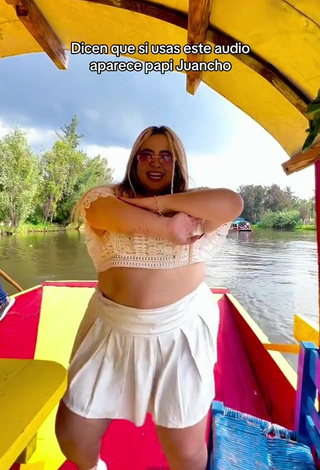 4. Amazing Maleja Rodriguez Shows Cleavage in Hot White Crop Top on a Boat