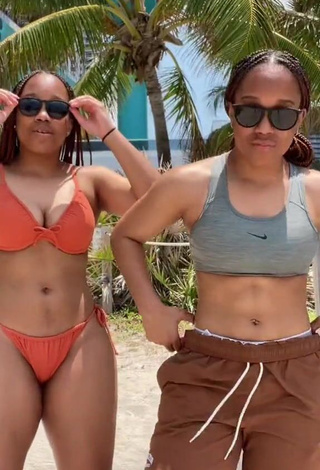 Sexy Treona & Trechelle Andino Shows Cleavage in Bikini