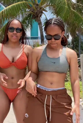 3. Sexy Treona & Trechelle Andino Shows Cleavage in Bikini