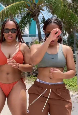 4. Sexy Treona & Trechelle Andino Shows Cleavage in Bikini