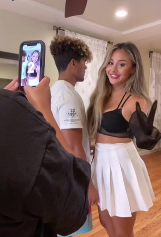 Star Abelar Shows Cleavage in Sweet Black Crop Top