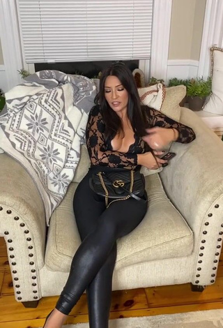 5. Sweetie therealhammytv in Black Leggings