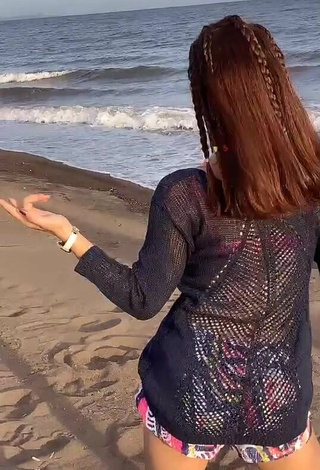 3. Erotic Vanessa Kate Alvarez in Black Top at the Beach