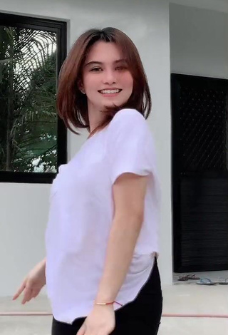 5. Cute Vanessa Kate Alvarez in White Top while Twerking