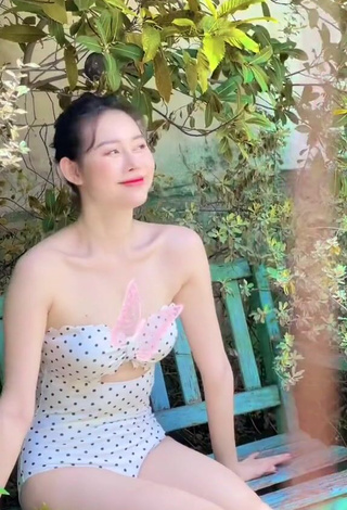 6. Luscious Việt Phương Thoa Shows Cleavage in Polka Dot Swimsuit