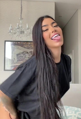 Breathtaking Mirella xbadmix while Twerking Braless