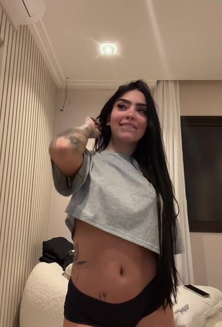 Beautiful Mirella xbadmix while Twerking Braless and Bouncing Boobs