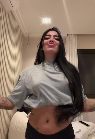 5. Beautiful Mirella xbadmix while Twerking Braless and Bouncing Boobs