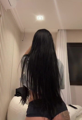 6. Beautiful Mirella xbadmix while Twerking Braless and Bouncing Boobs