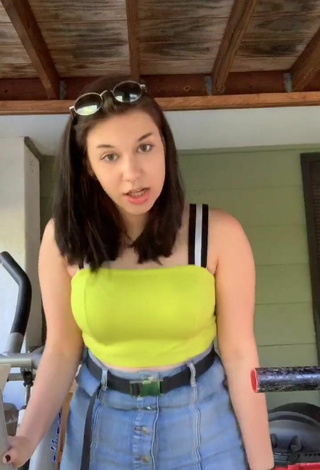 4. Sexy Aria Werme in Lime Green Crop Top