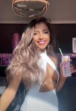 Luscious Shenny Kaplan in White Dress (Underboob)