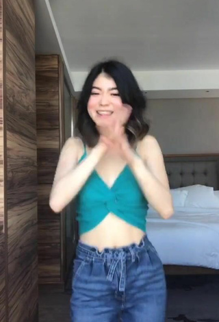 3. Sexy Tiffany Lukmantara in Turquoise Crop Top