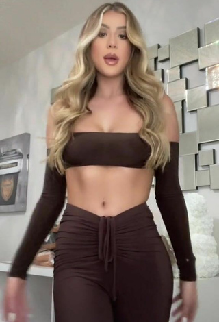 Cute Tori Hubbard in Brown Crop Top