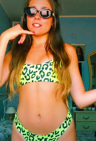 5. Beautiful Vanessa Ticalli in Sexy Leopard Bikini