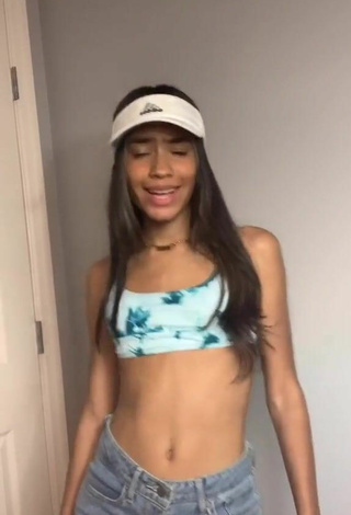 3. Sultry Sheilianice González in Crop Top